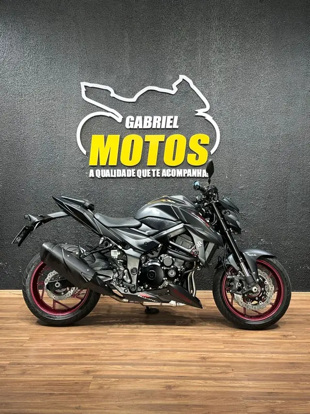 Moto Suzuki GSX-S 750 2018 AZ