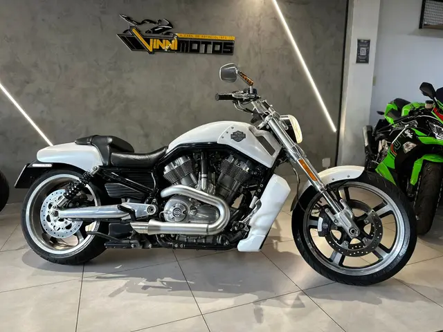 Moto Harley-Davidson V Rod Custom 2014 V Rod Muscle