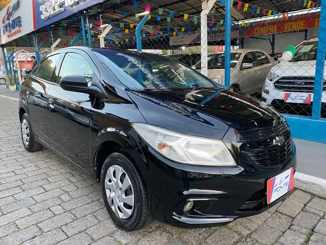 Carro Chevrolet Onix 2015 1.0 LS SPE/4