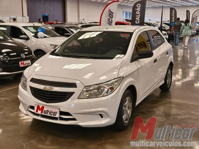 Carro Chevrolet Onix 2015 1.0 LS SPE/4