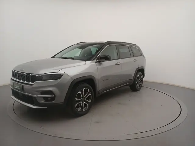 Carro Jeep Commander 2022 Limited T270 (Aut)