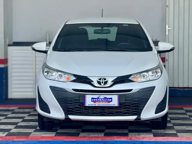 Carro Toyota Yaris 2022 1.5 XL Plus Connect CVT (Flex)