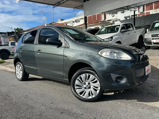 Carro Fiat Palio 2014 Essence 1.6 16V (Flex)