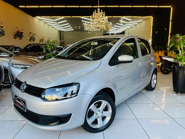 Carro Volkswagen Fox 2012 1.0 8V (Flex) 2p