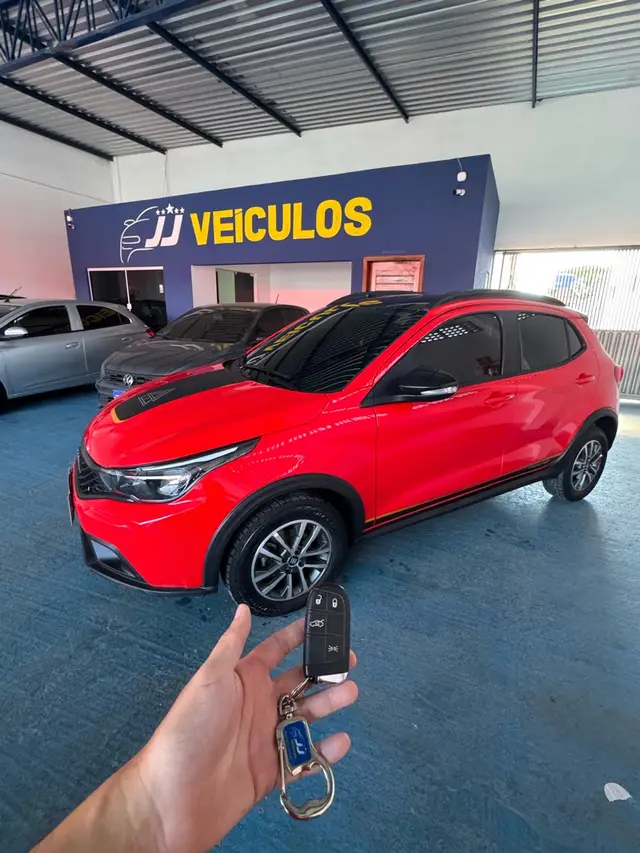 Carro Fiat Argo 2023 Trekking 1.3 (Flex)