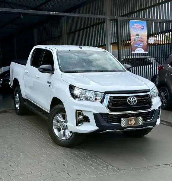 Carro Toyota Hilux Cabine Dupla 2020 Hilux 2.7 SR CD 4x2 (Flex) (Aut)