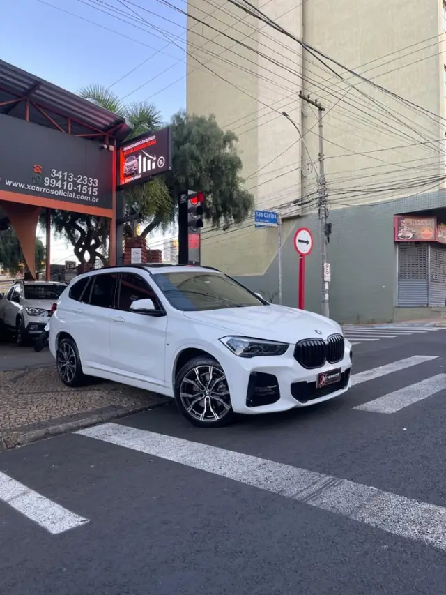 Carro BMW X1 2022 sDrive20i M Sport 2.0 Turbo (Flex) (Aut)