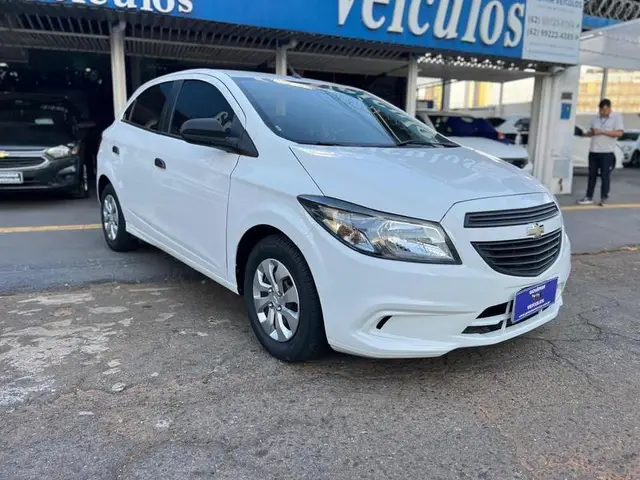 Carro Chevrolet Onix 2019 1.0 Joy SPE/4