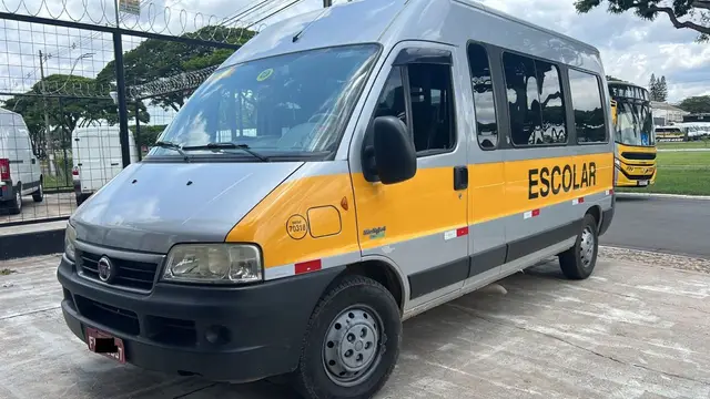 Carro Fiat Ducato 2014 2.3 TDI (Teto Alto) 16L Minibus