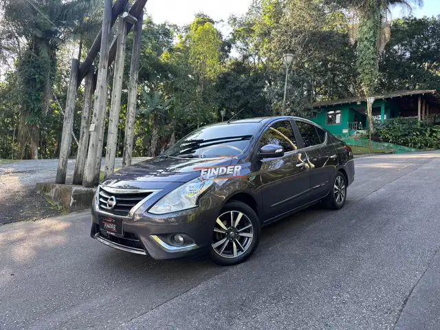 Carro Nissan Versa 2018 1.6 16V Unique CVT (Flex)