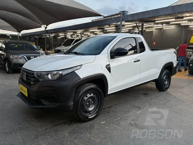 Carro Fiat Strada 2023 Endurance 1.4 Cabine Plus (Flex)