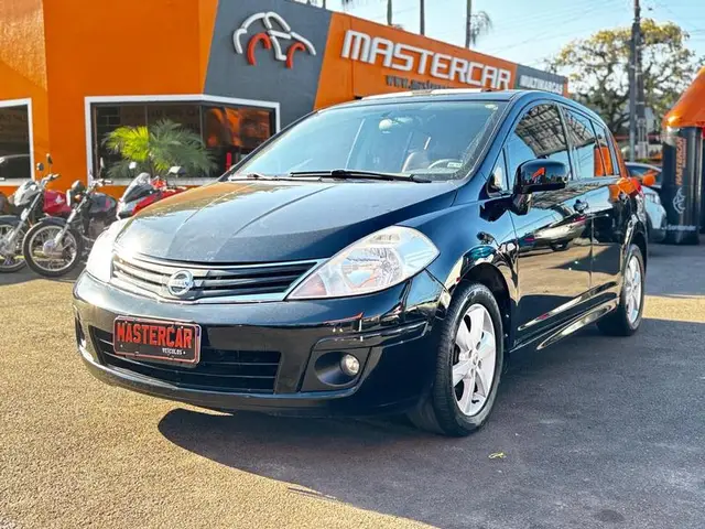 Carro Nissan Tiida 2012 SL 1.8 (flex) (aut)
