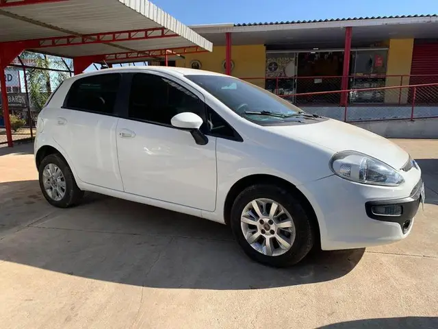 Carro Fiat Punto 2013 Attractive 1.4 (Flex)