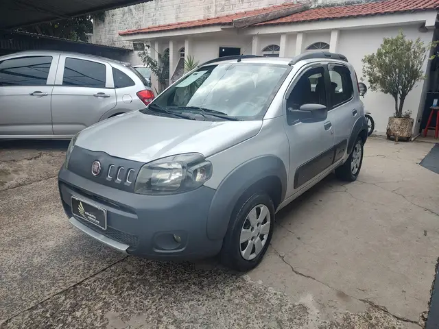 Carro Fiat Uno 2012 Way Celeb. 1.0 8V (Flex) 2p