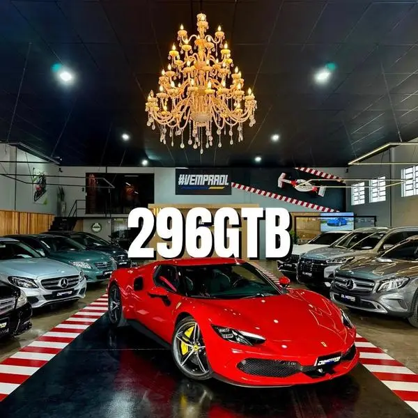 Carro Ferrari 296 2025 296 GTB (Hibrido)