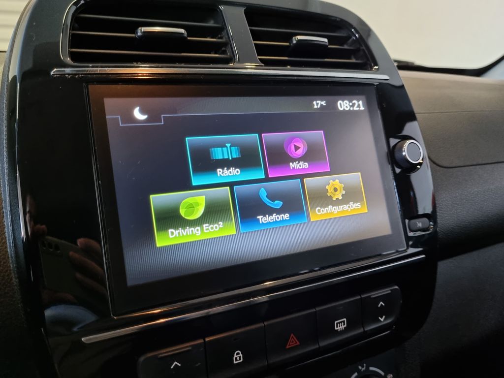 Kwid Outsider 1.0