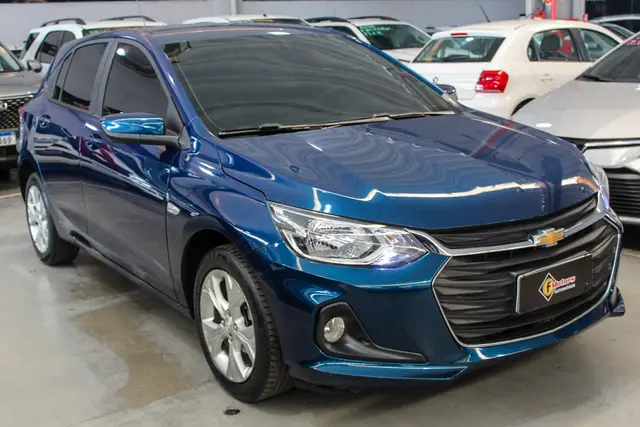 Carro Chevrolet Onix 2023 LTZ 1.0 Turbo (Aut.)
