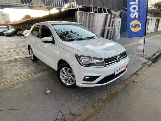 Carro Volkswagen Voyage 2022 1.6
