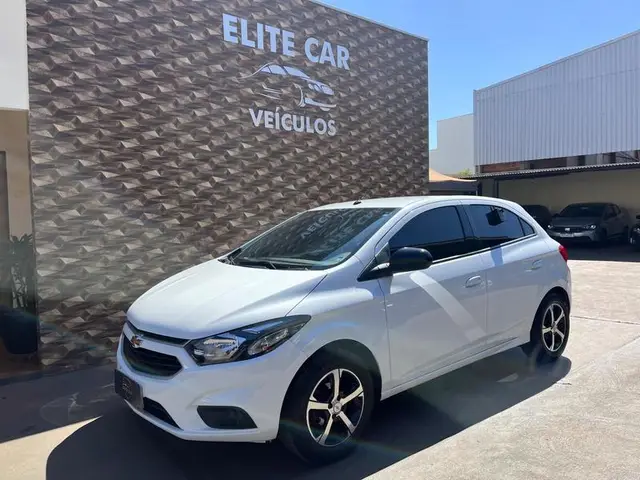 Carro Chevrolet Onix 2019 Activ 1.4 (Aut.)