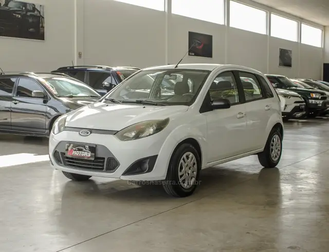Carro Ford Fiesta Hatch 2014 SE 1.0 RoCam (Flex)
