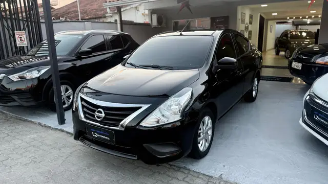 Carro Nissan Versa 2018 1.6 16V SV FlexStart CVT (Flex)