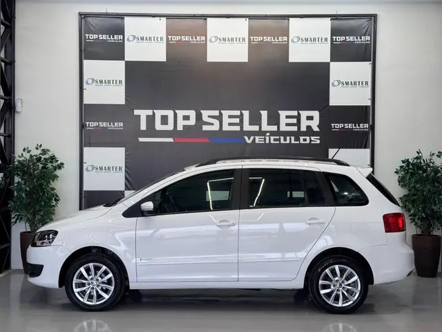 Carro Volkswagen SpaceFox 2013 1.6 8V Trend (Flex)