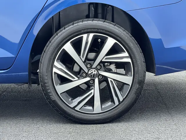 Carro Volkswagen Virtus 2023 1.0 200 TSI Highline (Flex) (Aut)