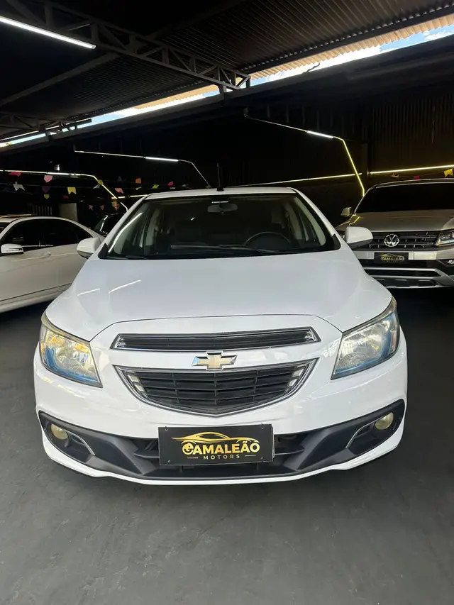 Carro Chevrolet Prisma 2015 1.4 LT SPE/4 (Aut)