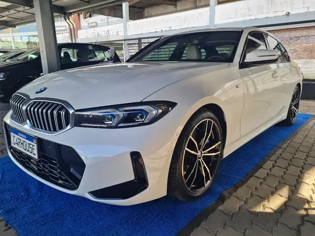Carro BMW 320i 2023 M Sport 2.0 Turbo (Aut.)