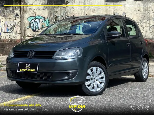 Carro Volkswagen Fox 2013 1.6 VHT (Flex)