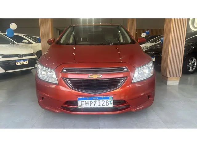 Carro Chevrolet Onix 2013 1.0 LT SPE/4
