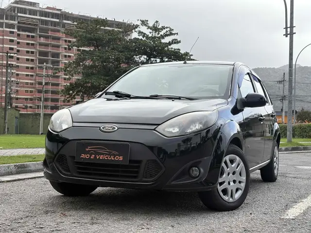 Carro Ford Fiesta Hatch 2014 SE 1.0 RoCam (Flex)