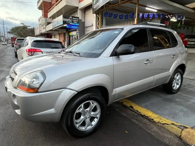 Carro Hyundai Tucson 2010 GL 2.0 16V