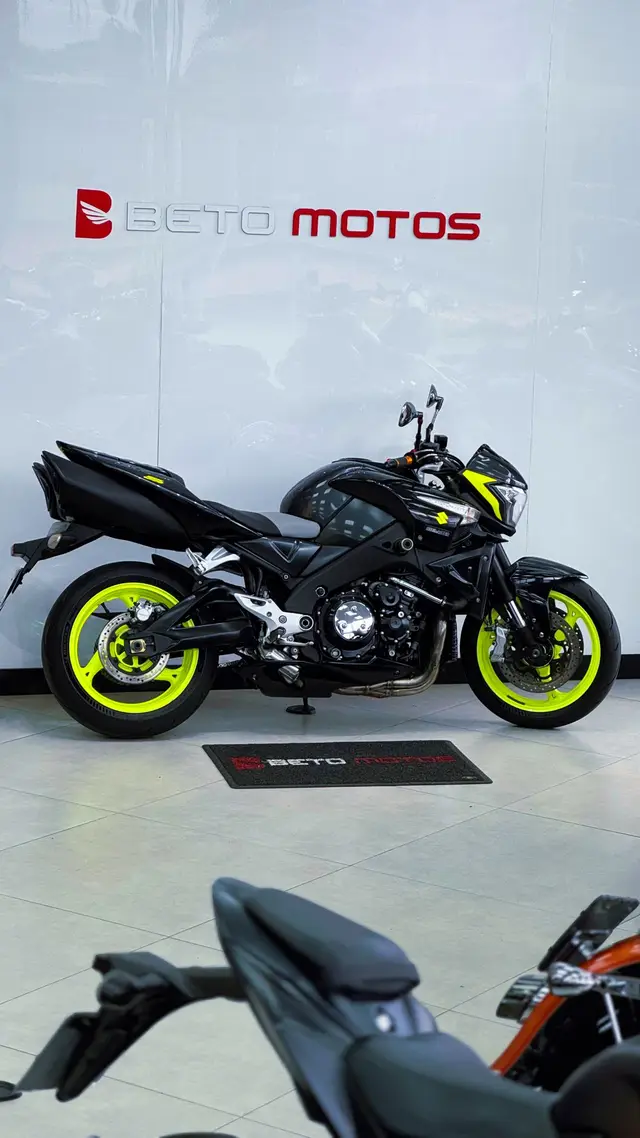 Moto Suzuki Gsx 1300 2010 B King