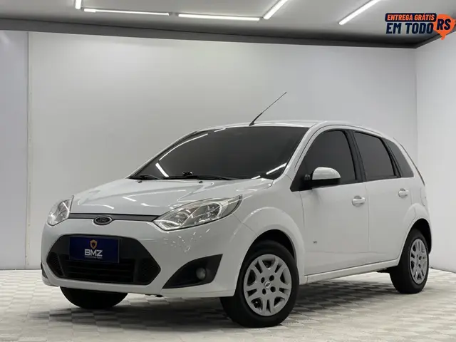 Carro Ford Fiesta Hatch 2014 SE 1.6