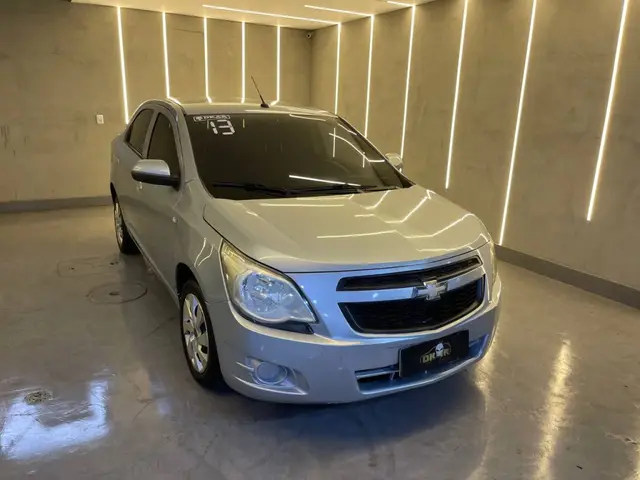 Carro Chevrolet Cobalt 2013 LS 1.4 8V (Flex)