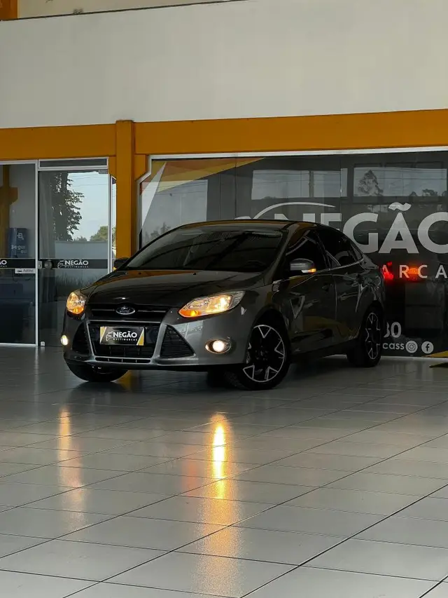 Carro Ford Focus Sedan 2015 Titanium 2.0 16V PowerShift