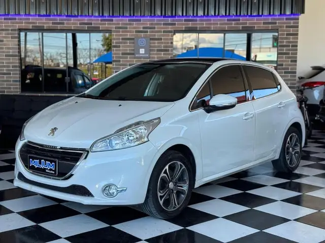 Carro Peugeot 208 2015 Griffe 1.6 16V (Flex)