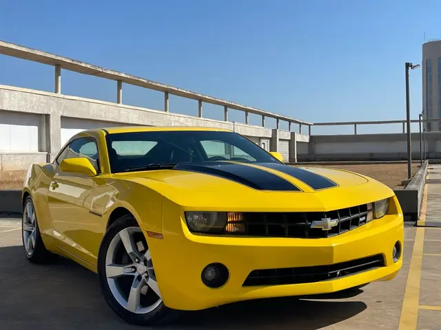Carro Chevrolet Camaro 2011 SS 6.2