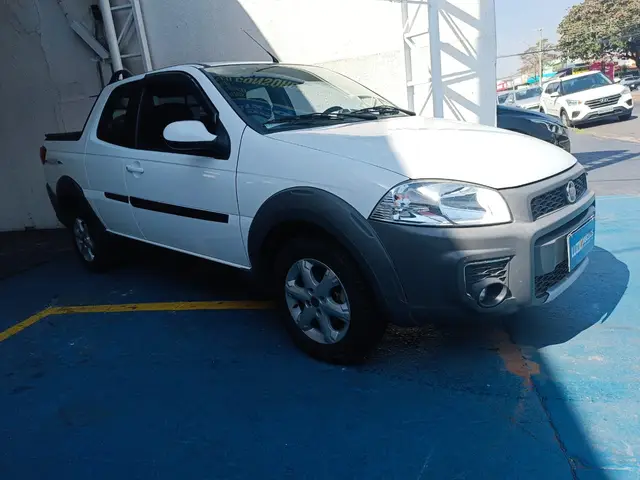 Carro Fiat Strada 2020 Freedom 1.4 CD (Flex)