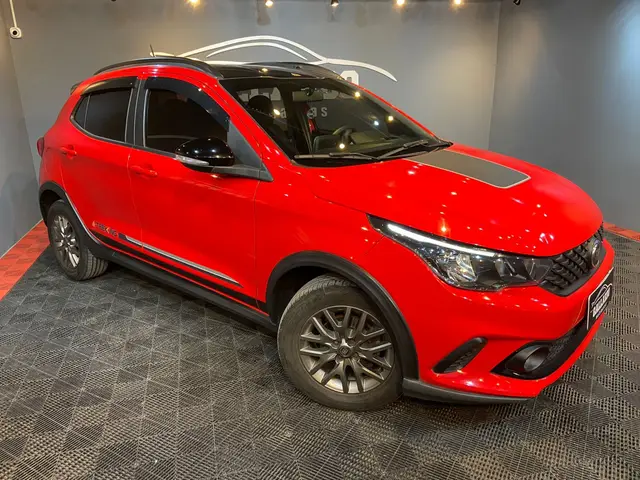Carro Fiat Argo 2020 1.3 Trekking (Flex)