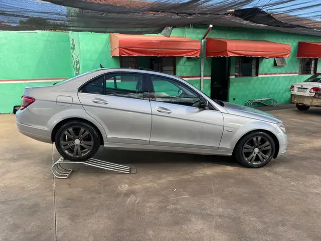 Carro Mercedes-Benz C 200  2010 CGI Touring Avantgarde 1.8 16V Aut