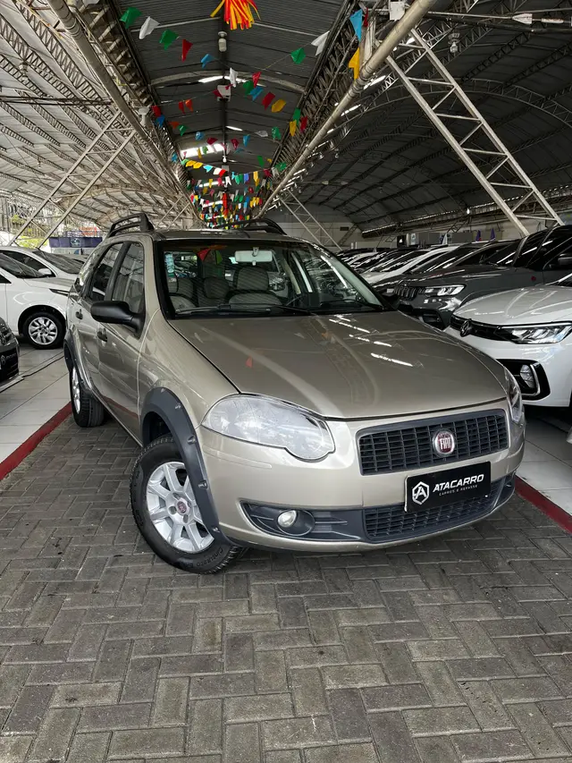 Carro Fiat Palio Weekend 2011 Trekking 1.4 8V (Flex)