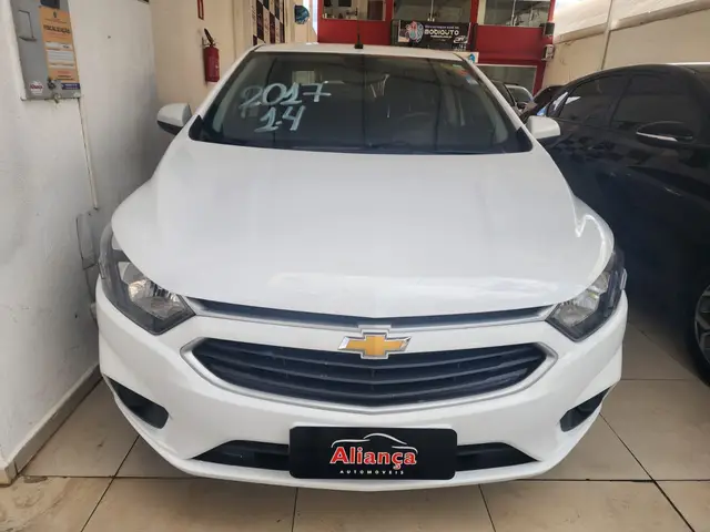 Carro Chevrolet Prisma 2017 1.4 LT SPE/4