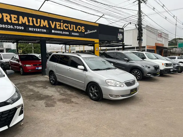 Carro Toyota Fielder 2005 1.8 16V (aut)