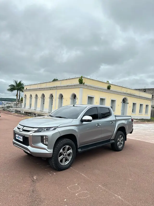 Carro Mitsubishi L200 Triton Sport 2021 Sport 2.4 DID-H HPE 4WD (Aut)