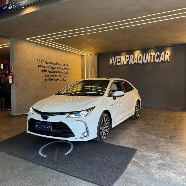 Carro Toyota Corolla 2022 Altis Premium Hybrid 1.8 (Flex) (Aut)