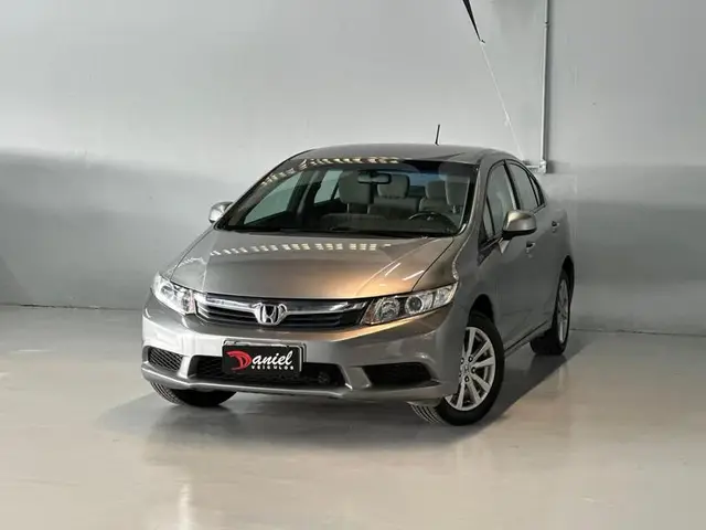 Carro Honda Civic 2014 LXS 1.8 i-VTEC (Aut) (Flex)