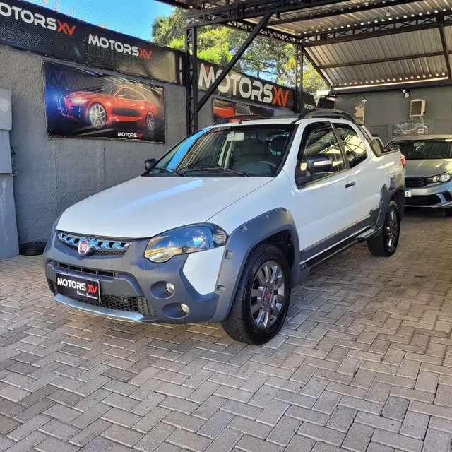 Carro Fiat Strada 2015 Adventure 1.8 16V (Flex) (Cabine Dupla)