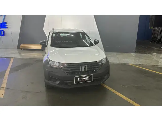 Carro Fiat Strada 2021 Endurance 1.4 CD (Flex)
